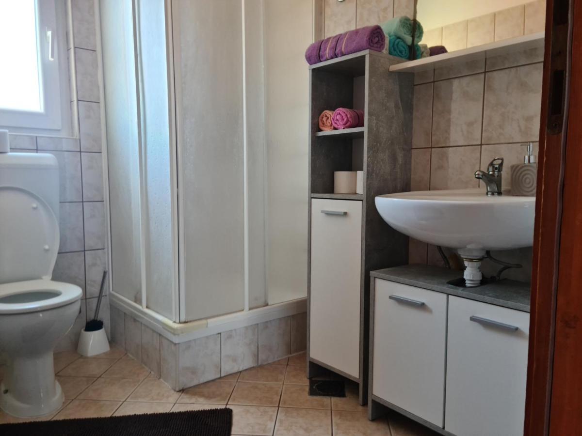 Apartmani Junto Preko Exteriör bild