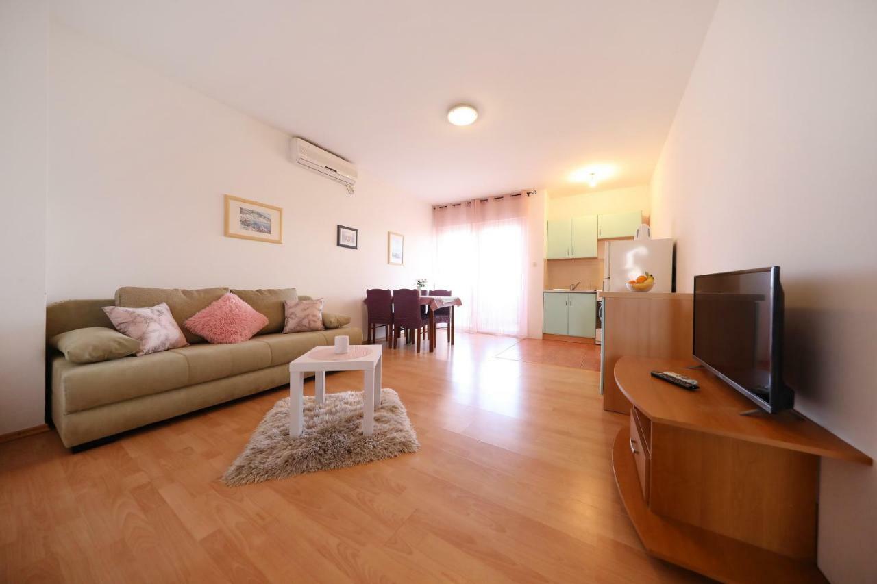 Apartmani Junto Preko Exteriör bild